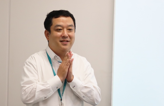 <事務サポートユニット 小島ユニット長>