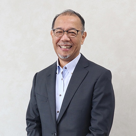 代表取締役社長　那谷　雅敏